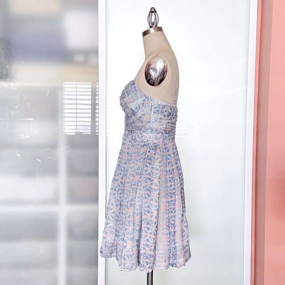 Sine Anthropologie 100% silk blue and pink dress size 6 | actual size 2/… - Picture 5 of 9